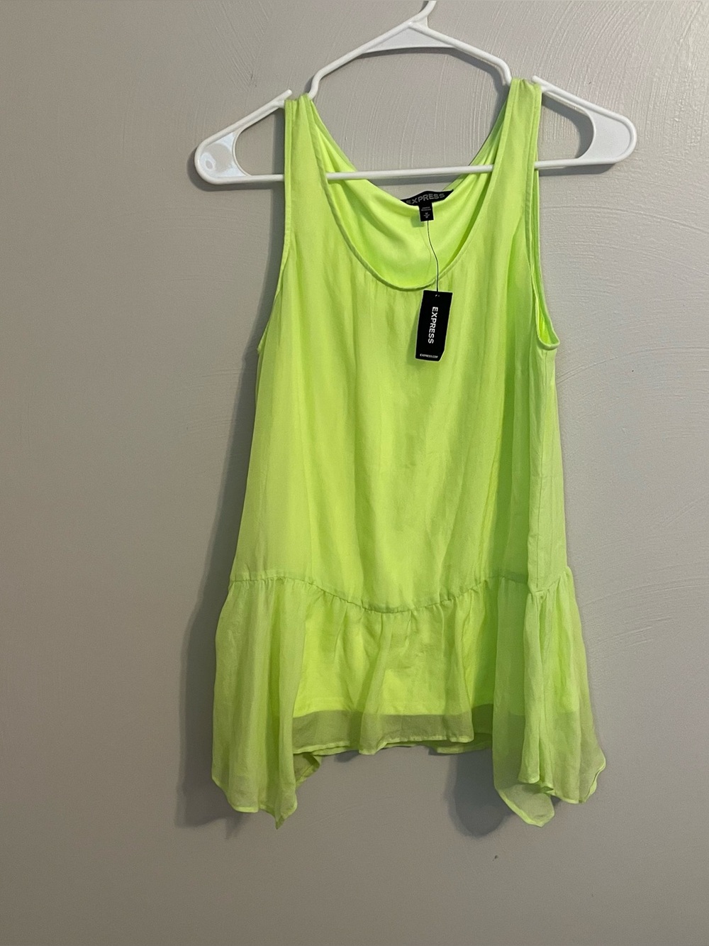 Express Highlighter Yellow/Green Tank Lined size medium NWT